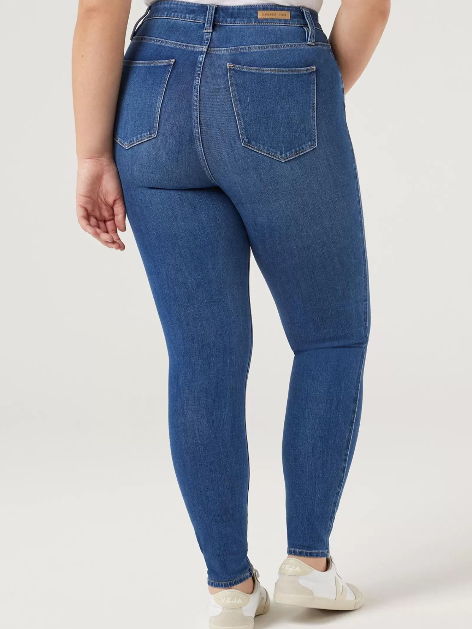 Freeform Curve Skinny Jeans | Jeanswest New