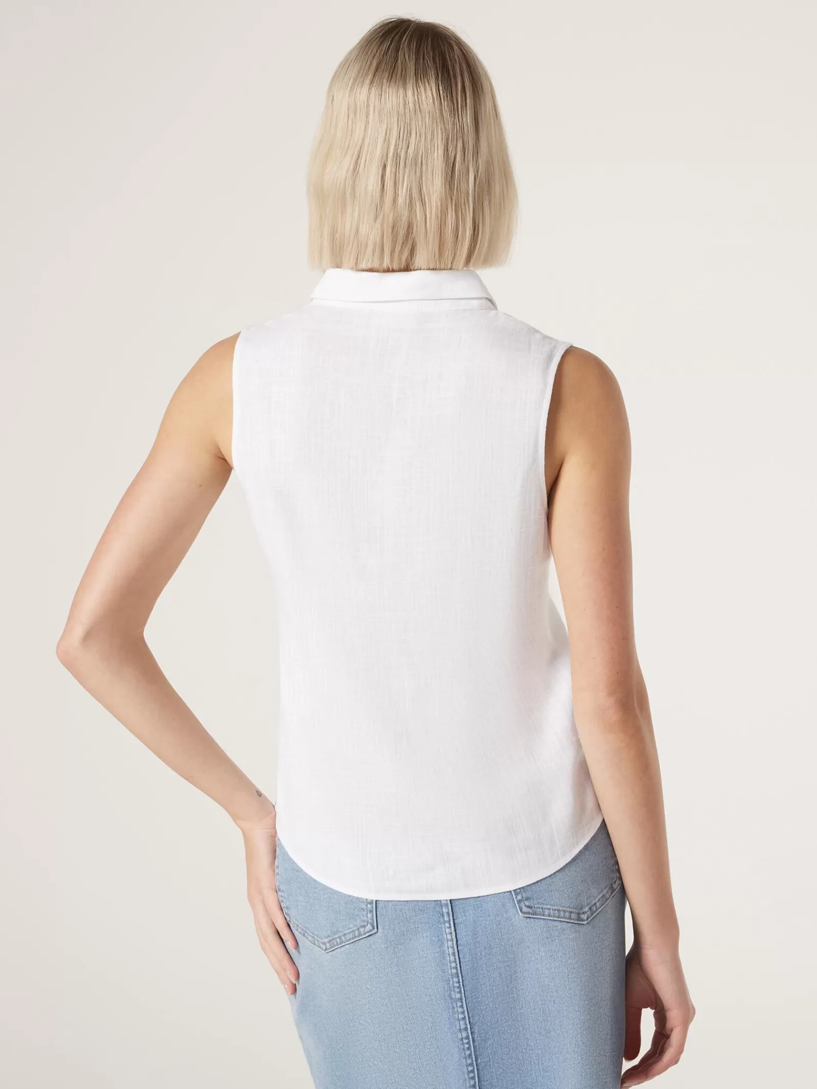 Jonti Sleeveless Shirt | Jeanswest Fashion