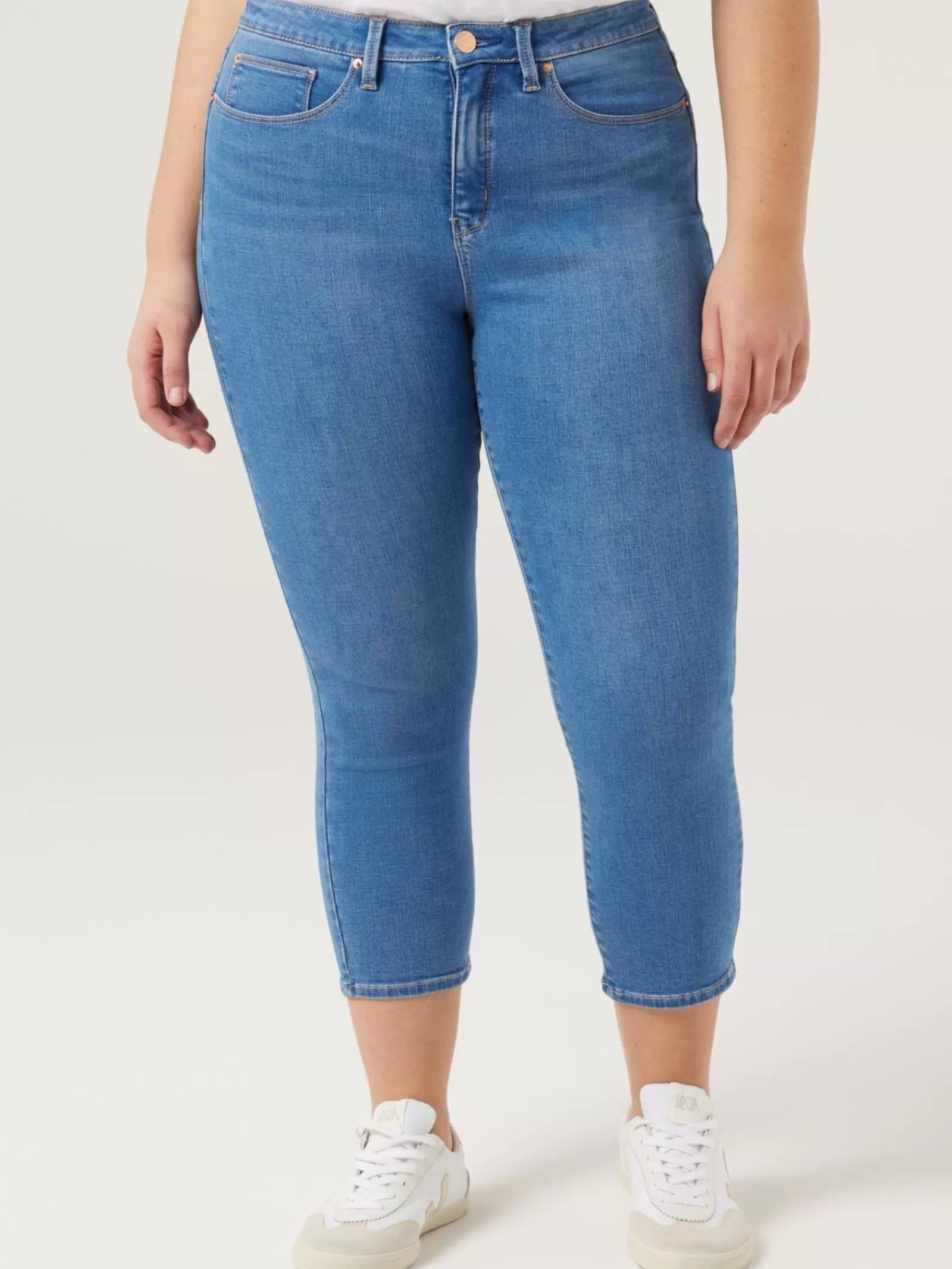 Kara Curve Skinny Capri | Jeanswest Store