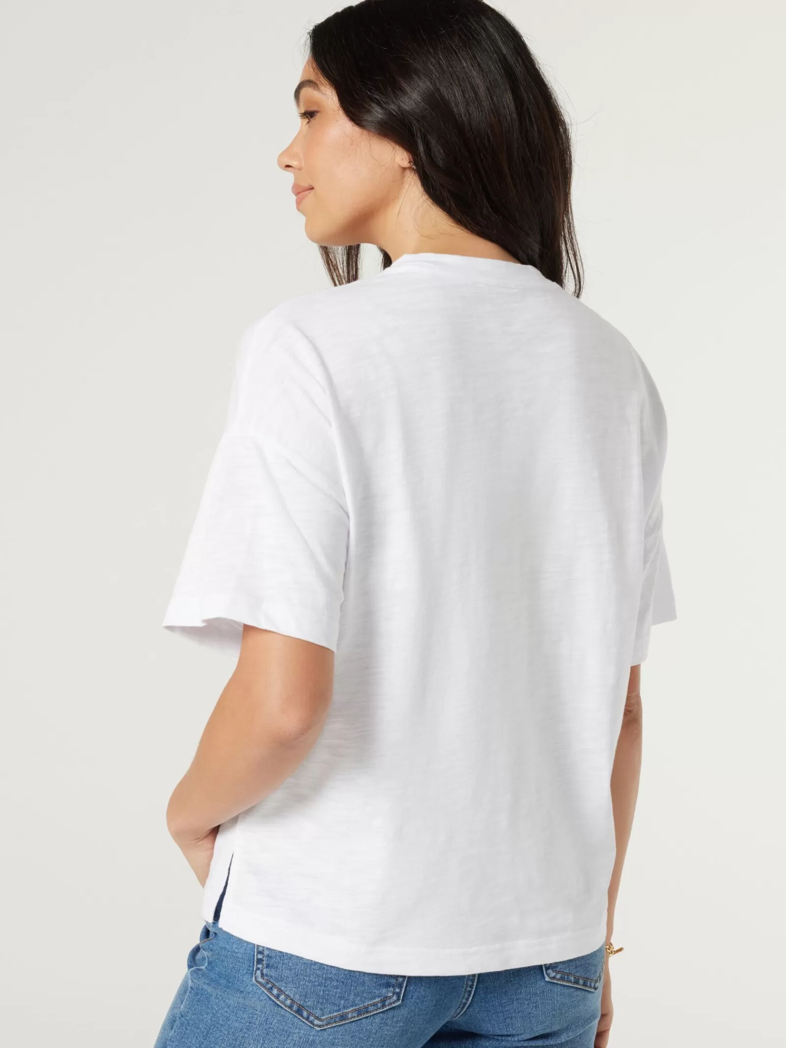 Relaxed Pocket Tee | Jeanswest Best